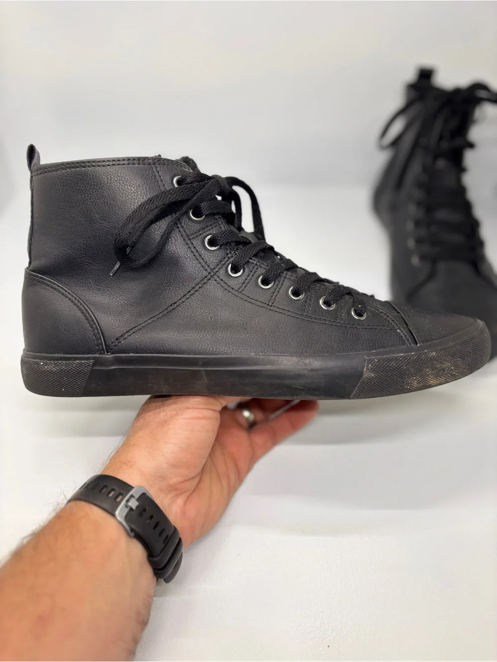 H&M Black High Top Sneakers Men’s 10.5 EU 44 Faux Leather Lace Up Casual